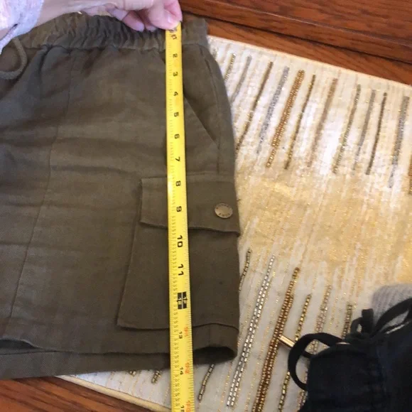 Michael Kors olive green 100% linen utility style shorts Sz 10 😍 - Picture 9 of 10